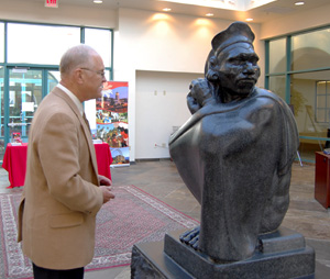 Brechin and Montezuma statue