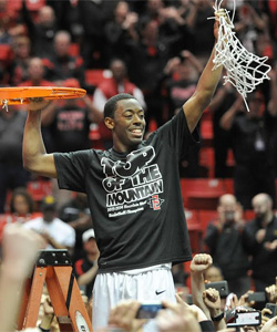 Xavier Thames cuts down the net