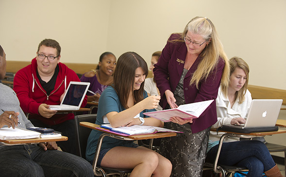 SDSU's College of Education is the recipient of three grants from the California Commission on Teacher Credentialing. (Photo: Alan Decker)