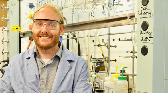 SDSU chemistry professor Jeffrey Gustafson